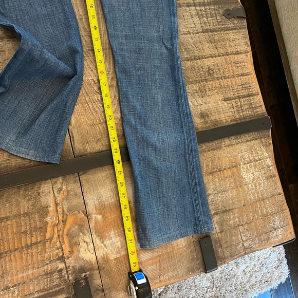 Joe’s Jeans Rocker flare jeans size 25 32” inseam - Picture 5 of 7